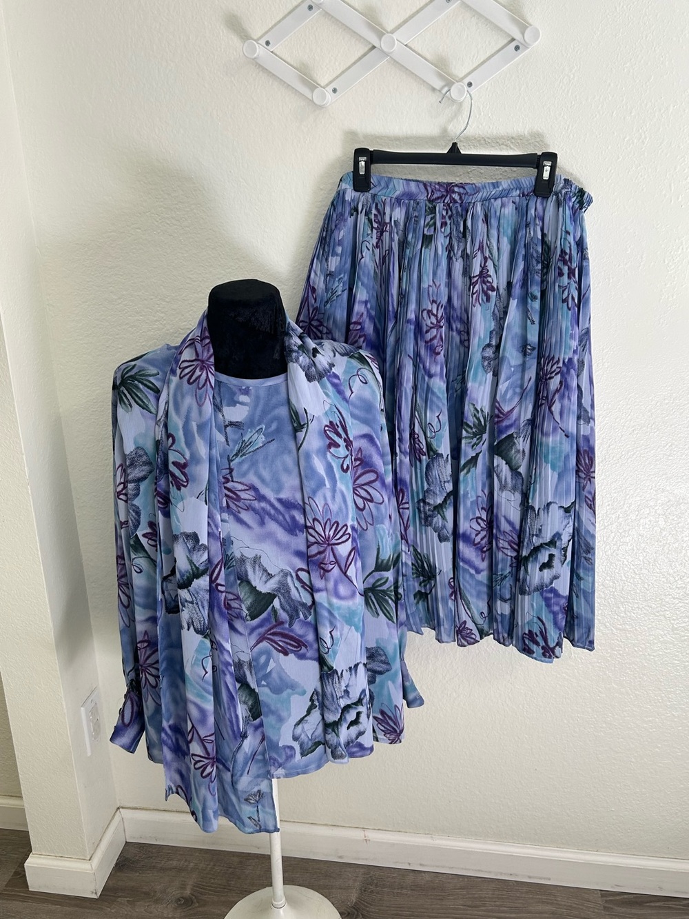 Brownstone Woman 3-Piece Skirt Set Women’s 18W